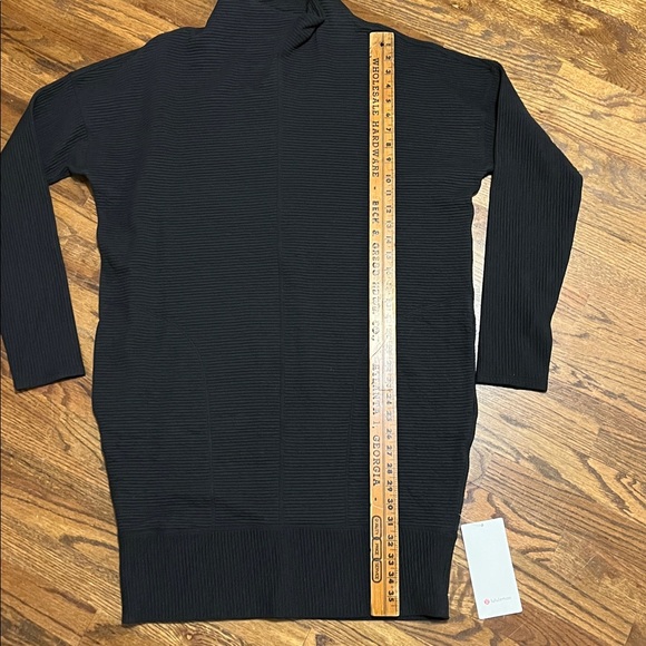 NWT Lululemon Call for Cozy dress Black Ribbed Long Sleeve
LL24 - Picture 4 of 6